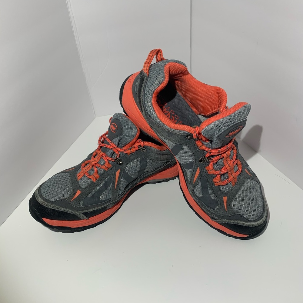 Nevados Tolima Low Hiking Boots LIKE NEW